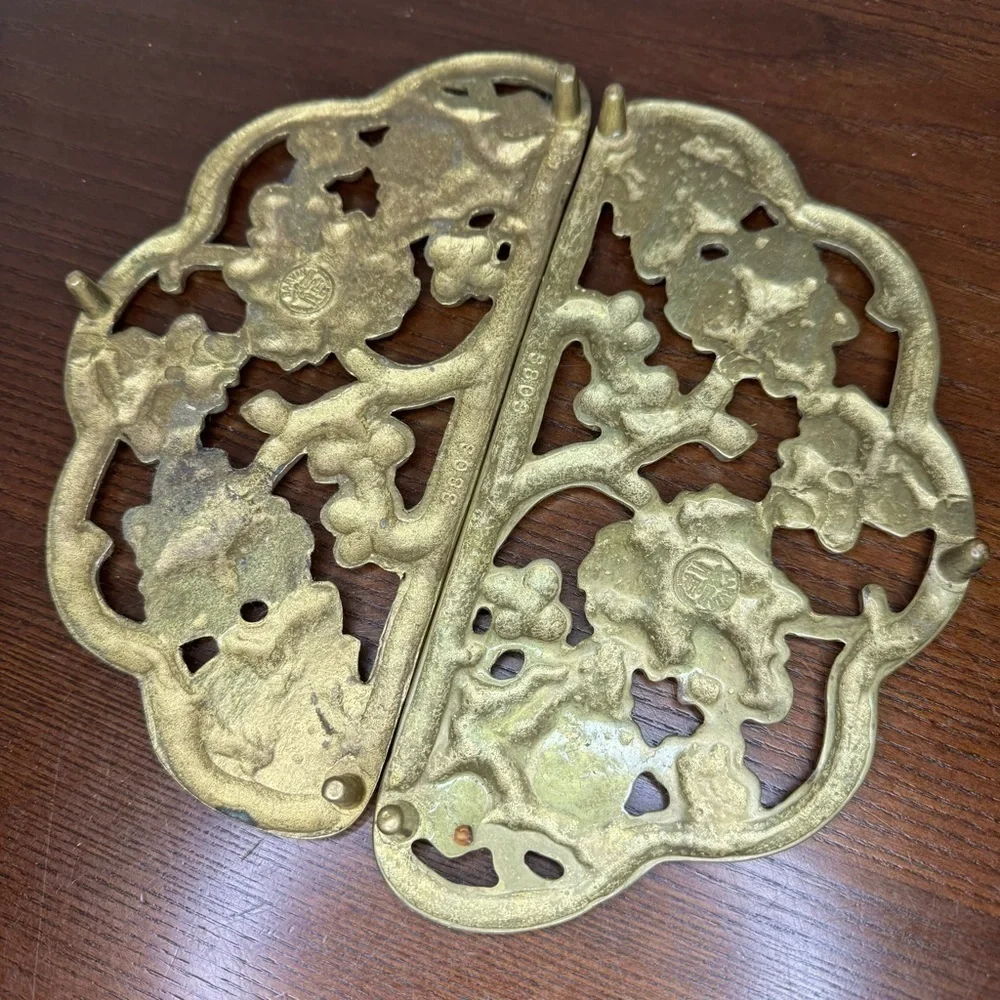 HARVIN Virginia MetalCrafters vintage solid brass footed 2 Pc trivet Super Cute